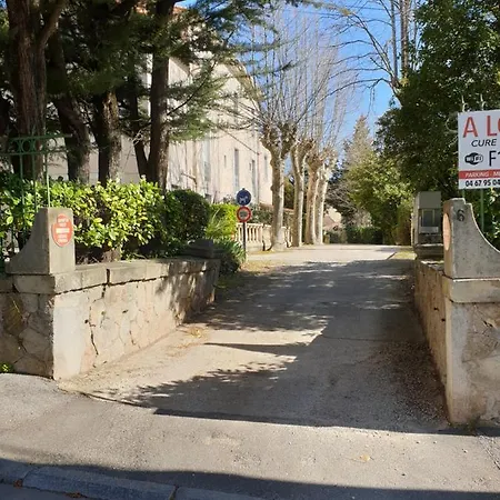 La Des Fleurs Apartman *