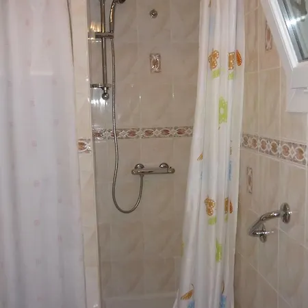 La Des Fleurs Apartman